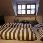 Ruhiges Zimmer Nähe Nürnberg Messe mit Wallbox
