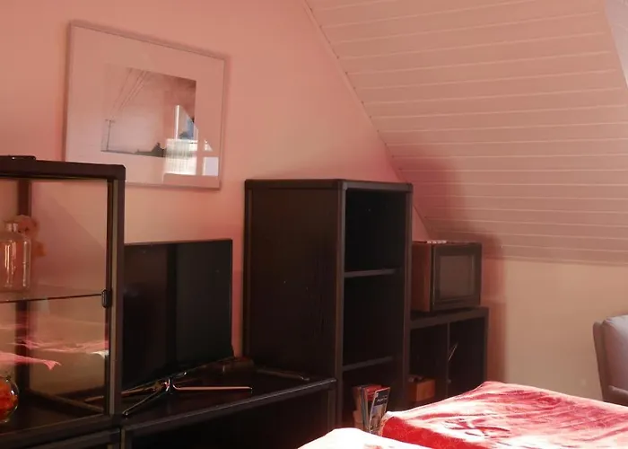 Ruhiges Zimmer Nähe Nürnberg Messe mit Wallbox